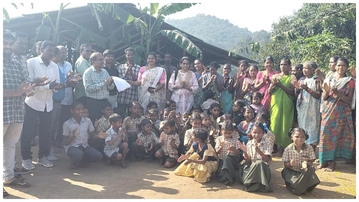 Alluri Seetharamaraju district: ఊరికి స్కూల్ వచ్చిందని గిరిజనులు ఉత్సాహం- థింసా నృత్యాలతో సంబరాలు- అధికారులకు సన్మాం చేసిన ఆదివాసీలు!