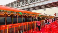 वाराणसी से खजुराहो के लिए शुरू की गई वंदे भारत ट्रेन, पहले दिन महज 126 यात्रियों ने किया सफर