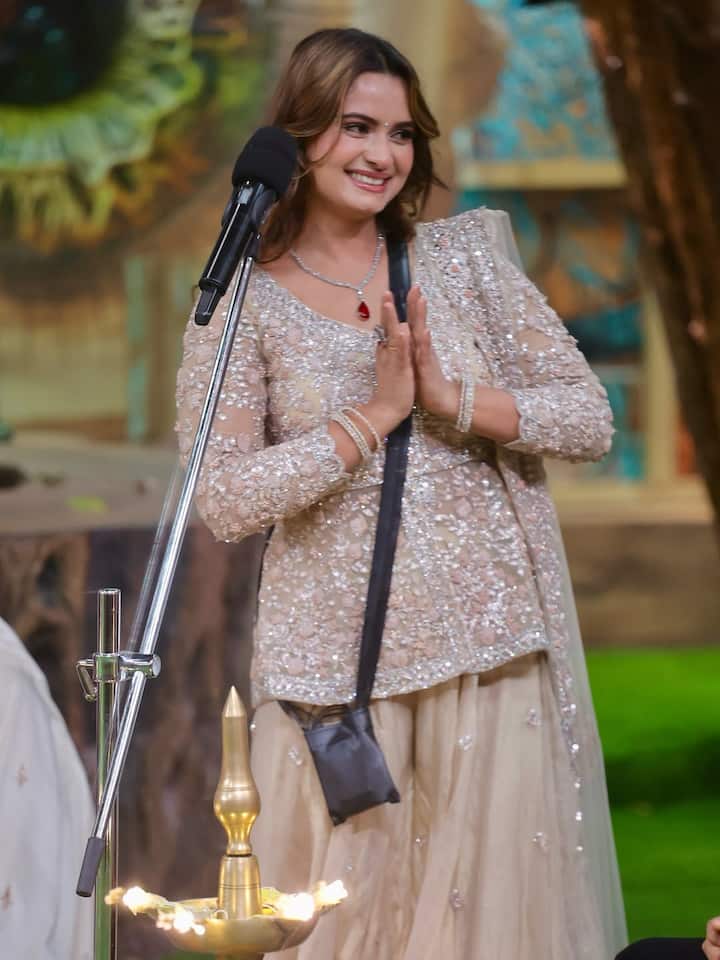 नीलम गिरी ने बिग बॉस 19 में पार्टिसिपेट कर खूब लाइमलाइट बटोरी हैं. फैंस ने उनके गेम प्लान की भी खूब तारीफ की. शुरुआत में वो कमजोर रहीं लेकिन बाद में एक्ट्रेस का पावर मोड देखा गया.