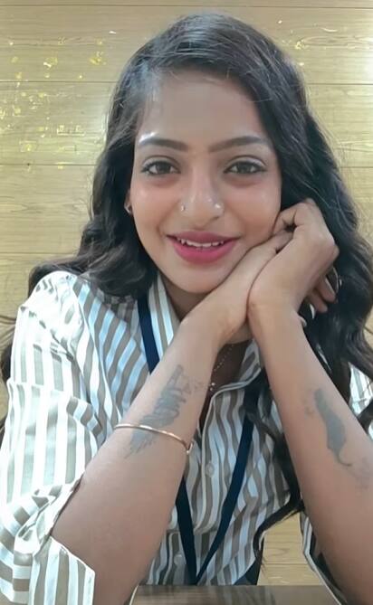 Two days ago, Monalisa had also shared a lipsync video of hers. In this also she was seen wearing a shirt.