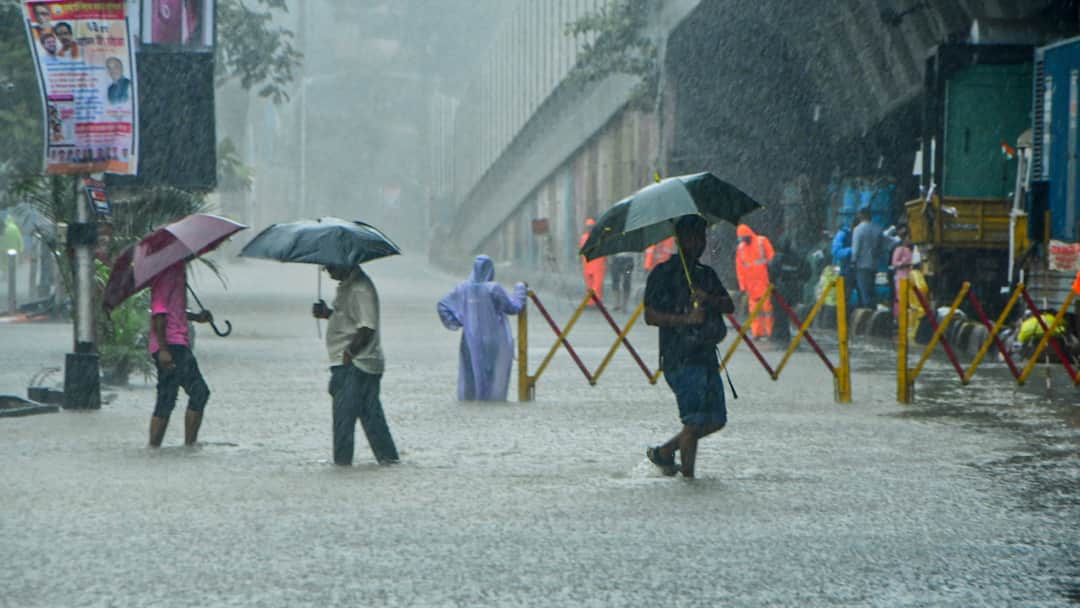 இன்று மாலை தான் காத்திருக்கு சம்பவம்.! சென்னைக்கு மட்டுமல்ல இத்தனை மாவட்டங்களிலா.?- வெதர்மேன் எச்சரிக்கை
