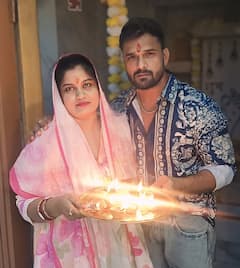 खेसारी लाल यादव की पत्नी की 10 तस्वीरें, भोजपुरी स्टार का हर जगह देती हैं साथ