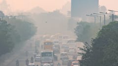 आंखों में जलन, खांसी..., गैस चैंबर बना नोएडा-गाजियाबाद, सांस लेने लायक नहीं बची हवा