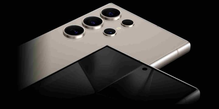 कैमरा सेटअप की बात करें तो Galaxy S24 Ultra में 200MP का मुख्य सेंसर मिलता है, जो OIS सपोर्ट के साथ आता है. इसके साथ 50MP का पेरिस्कोप टेलीफोटो कैमरा 5x ऑप्टिकल ज़ूम देता है जबकि 12MP का अल्ट्रावाइड सेंसर 120-डिग्री फील्ड ऑफ व्यू प्रदान करता है. 3x ऑप्टिकल ज़ूम के लिए 10MP का टेलीफोटो लेंस भी दिया गया है. सेल्फी और वीडियो कॉलिंग के लिए फोन में 12MP का फ्रंट कैमरा मौजूद है जो ड्यूल पिक्सल PDAF सपोर्ट करता है.