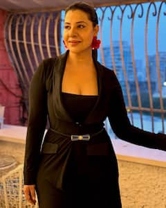 'काम के बदले साथ सोने की डिमांड करते हैं', एक्ट्रेस संभावना सेठ ने खोली भोजपुरी इंडस्ट्री की पोल