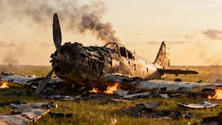 செங்கல்பட்டு அருகே பயிற்சி விமானம் நொறுங்கியது! இறுதியில் உயிர் தப்பிய விமானி! நடந்தது என்ன?