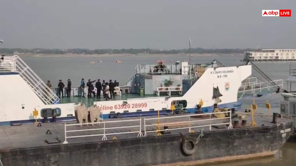 दिल्ली ब्लास्ट के बाद वाराणसी में हाई अलर्ट, गंगा नदी में NSG का बड़ा मॉक ड्रिल