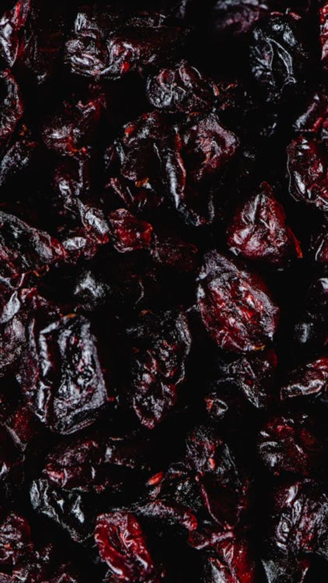 6 Surprising Health Benefits Of Eating Black Raisins 6 Surprising Health Benefits Of Eating Black Raisins
