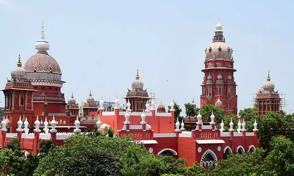 MP - MLA க்கள் மீதான வழக்கு ; உயர்நீதிமன்றம் கடும் கண்டனம் ! விரைவில் தீர்வு காணப்படுமா ?