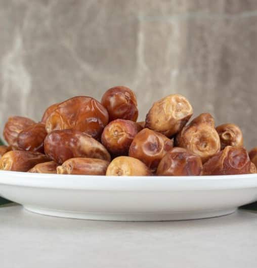 ਸਰਦੀਆਂ 'ਚ Fit ਤੇ Active ਰਹਿਣ ਲਈ ਰੋਜ਼ ਖਾਓ ਖਜੂਰ, ਜਾਣੋ ਕਿੰਨੇ ਖਾਣੇ ਰਹਿੰਦੇ ਸਹੀ