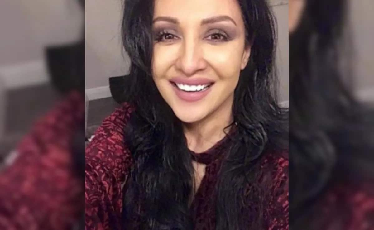 33 साल बाद भी गजब की हसीन दिखती हैं सलमान खान की ‘सनम बेवफा’, एक्टिंग से दूर विदेश में कर रही ये काम