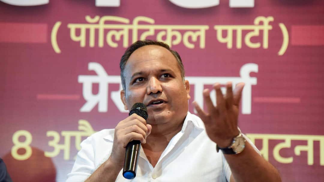 Bihar’s ‘Singham’ Shivdeep W Lande Faces Double Defeat As NDA Sweeps 2025 Assembly Elections