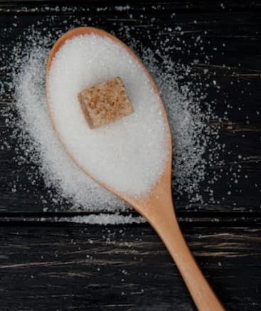 ਤੀਜੇ-ਚੌਥੇ ਦਿਨ ਤੱਕ, ਤੁਹਾਡਾ ਊਰਜਾ ਪੱਧਰ ਸਥਿਰ ਹੋ ਜਾਣਗੇ। ਖੰਡ-ਮੁਕਤ ਖੁਰਾਕ ਬਲੱਡ ਸ਼ੂਗਰ ਨੂੰ ਸਥਿਰ ਕਰਦੀ ਹੈ, ਜਿਸ ਨਾਲ ਦਿਨ ਭਰ ਊਰਜਾ ਇਕਸਾਰ ਰਹਿੰਦੀ ਹੈ ਅਤੇ ਦੁਪਹਿਰ ਦੀ ਸੁਸਤੀ ਨਹੀਂ ਹੁੰਦੀ।