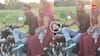 Video: बीवी को बाइक पर बिठा किया स्टंट, लोग बोले- भौजी गिर गईं तो हमार हो जाएंगी समझ लो