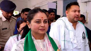 બિહાર ચૂંટણી હાર બાદ લાલુ પરિવારમાં ભડકો! રોહિણી આચાર્યનો સનસનાટીભર્યો દાવો: ‘મારો કોઈ પરિવાર નથી, તેજસ્વીએ મને કાઢી મૂકી’