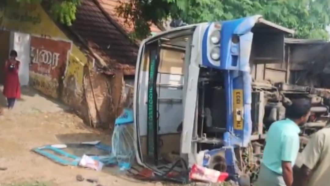 Over 20 Injured As Government Bus Overturns On ECR Road In TN’s Tirunelveli