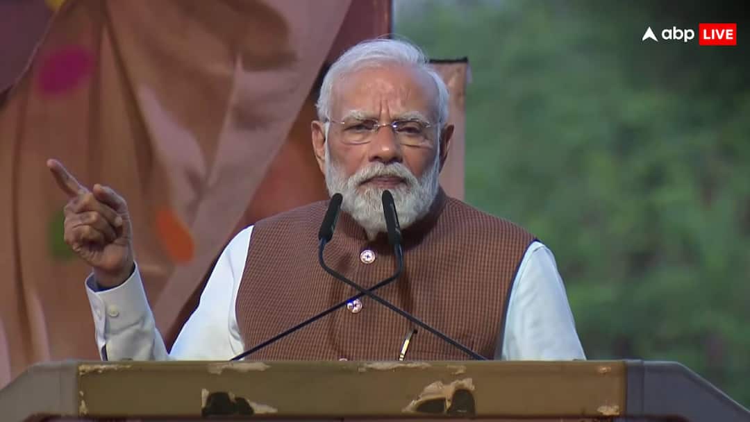 pm narendra modi in gujarat after massive win in bihar assembly election 2025 attacks rahul gandhi tejashwi yadav 'नीतीश कुमार का अपमान करने का फैशन, भद्दे-भद्दे शब्दों का इस्तेमाल', बिहार नतीजों के बाद PM मोदी का राहुल-तेजस्वी पर वार!