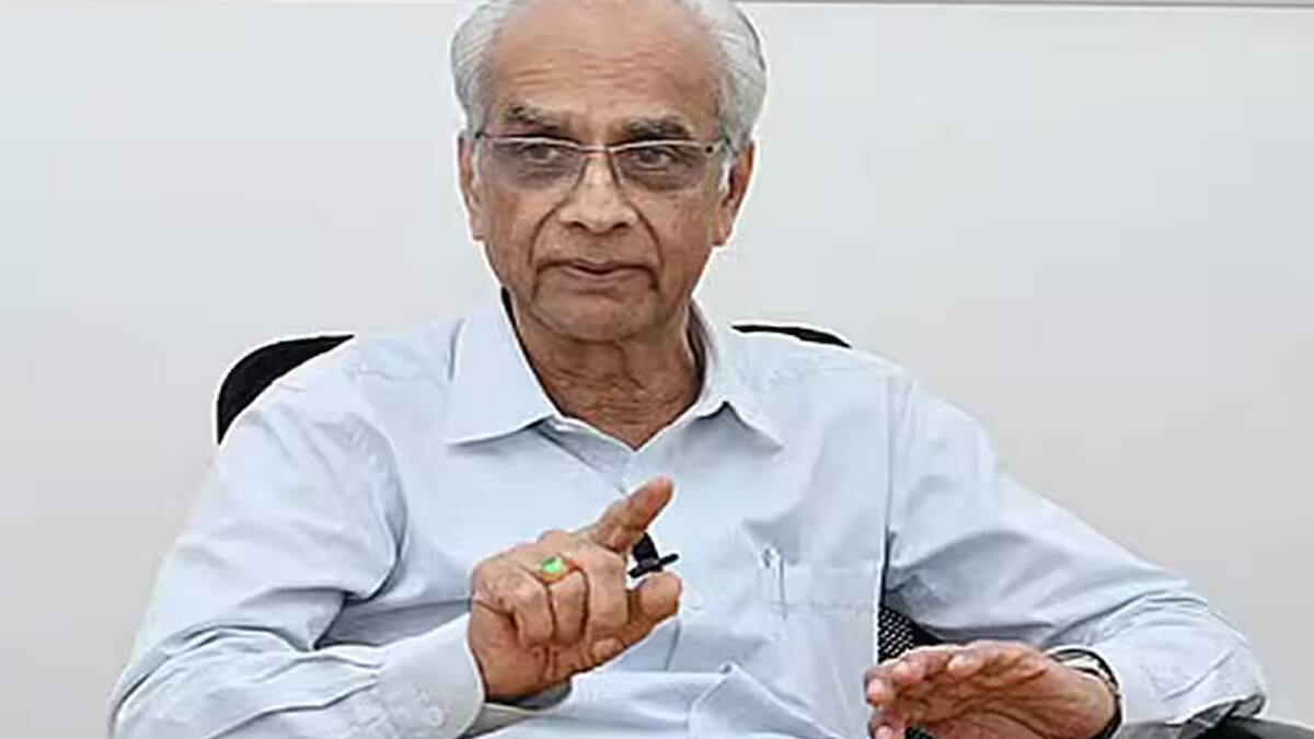 சபரிமலையில் பக்தர்களின் நம்பிக்கையை மீட்க: தேவசம் போர்டு தலைவர் ஜெயக்குமாரின் புதிய அதிரடி திட்டம்!