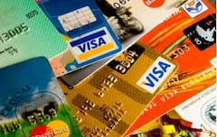 Credit Card Tips: ਕ੍ਰੈਡਿਟ ਕਾਰਡ ਲੈਣ ਤੋਂ ਬਾਅਦ ਇਹ ਗਲਤੀ ਪਏਗੀ ਮਹਿੰਗੀ, ਤੁਰੰਤ ਡਿੱਗ ਸਕਦਾ CIBIL ਸਕੋਰ; ਇਨ੍ਹਾਂ ਗੱਲਾਂ ਵੱਲ ਦਿਓ ਧਿਆਨ...