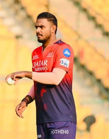 RCB ਨੇ ਅਪਰਾਧਿਕ ਮਾਮਲੇ 'ਚ ਦੋਸ਼ੀ ਖਿਡਾਰੀ ਨੂੰ ਕੀਤਾ ਰਿਟੇਨ, ਇੰਟਰਨੈੱਟ 'ਤੇ ਮੱਚਿਆ ਹਾਹਾਕਾਰ...