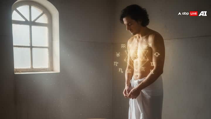 प्रतिदिन नहाने से या गंगाजल और सेंधा नमक को पानी में डालकर स्नान करने से अपका लग्न स्वामी और कुंडली का पहला भाव मजबूत होता है. जो सकारात्मक ऊर्जा के लिए बेहद जरूरी है.