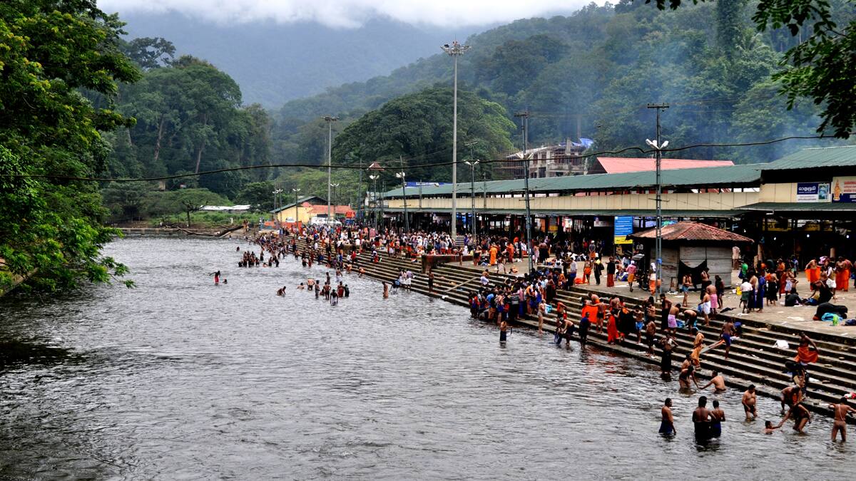 சபரிமலை ஐயப்ப பக்தர்கள் கவனத்திற்கு! அமீபா காய்ச்சல் எச்சரிக்கை: சுகாதாரத்துறை வெளியிட்ட முக்கிய அறிவிப்பு!