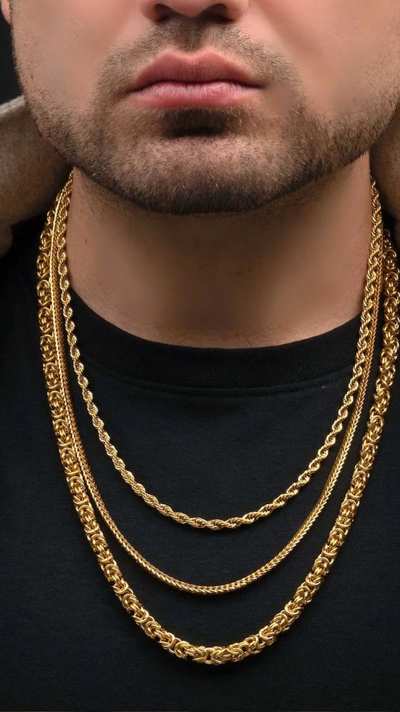 सोन्याची चेन घालणे सूर्याला मजबूत करते का?