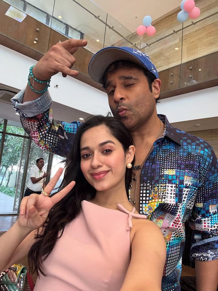 Tejasswi Prakash, Jannat Zubair, Jasmin Bhasin, Aly Goni, Krushna Abhishek, and others from the team organised a surprise baby shower for Bharti, and the pictures—shared by Jannat—show everyone having a great time.