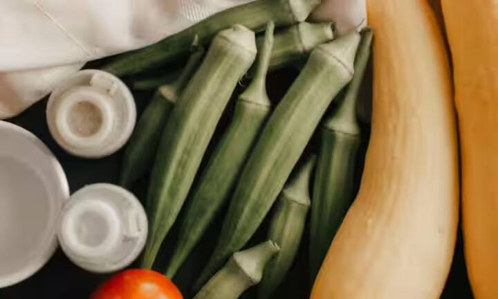 વધુમાં, ભીંડામાં રહેલા એન્ટીઑકિસડન્ટો લીવરને ઓક્સિડેટીવ નુકસાનથી બચાવવામાં મદદ કરે છે. સંશોધન સૂચવે છે કે તેઓ ઓક્સિડેટીવ તણાવ માર્કર્સ ઘટાડે છે.