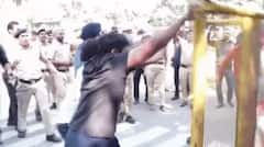 ਪੰਜਾਬ ਯੂਨੀਵਰਸਿਟੀ 'ਚ ਗੇਟ ਤੋੜਨ ਵਾਲਿਆਂ ਵਿਰੁੱਧ FIR, ਪੁਲਿਸ ਨਾਲ ਹੱਥੋਪਾਈ ਹੋਣ ਵਾਲੇ ਕੀਤੇ ਜਾਣਗੇ ਗ੍ਰਿਫਤਾਰ? 18-19-20 ਨਵੰਬਰ ਨੂੰ ਹੋਣ ਵਾਲੀਆਂ ਪ੍ਰੀਖਿਆਵਾਂ ਰੱਦ