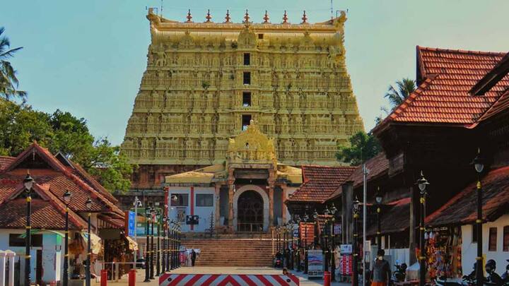 Padmanabhaswamy Temple located in Kerala which is very famous for inner peace and spiritual faith. Visiting this temple after marriage makes married life happy.