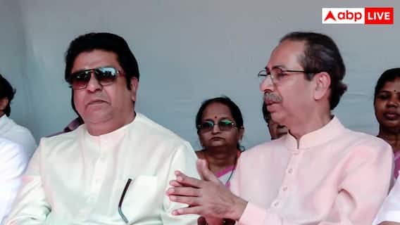 महाराष्ट्र: बालासाहेब ठाकरे की 13वीं पुण्यतिथि पर साथ आए उद्धव-राज ठाकरे, संजय राउत भी आए नजर महाराष्ट्र: बालासाहेब ठाकरे की 13वीं पुण्यतिथि पर साथ आए उद्धव-राज ठाकरे, संजय राउत भी आए नजर