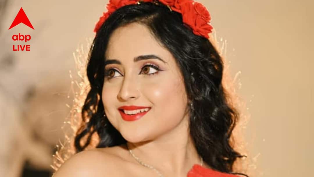 দীর্ঘদিন পরে ছোটপর্দায় নতুন চরিত্র নিয়ে ফিরছেন সৌমিতৃষা? মুখ খুললেন ‘মিঠাই’ দীর্ঘদিন পরে ছোটপর্দায় নতুন চরিত্র নিয়ে ফিরছেন সৌমিতৃষা? মুখ খুললেন ‘মিঠাই’