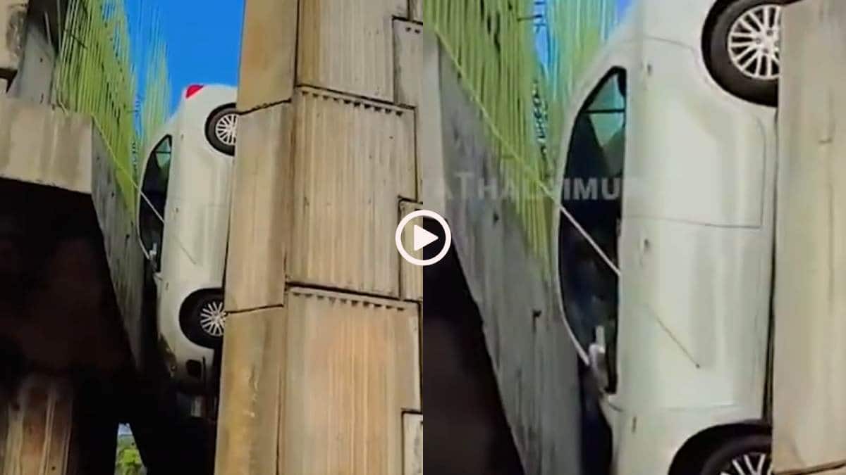 Video: अधूरे पुल पर दौड़ा दी कार, गिरकर पिलर के बीच लटकी, कन्नूर का वीडियो वायरल