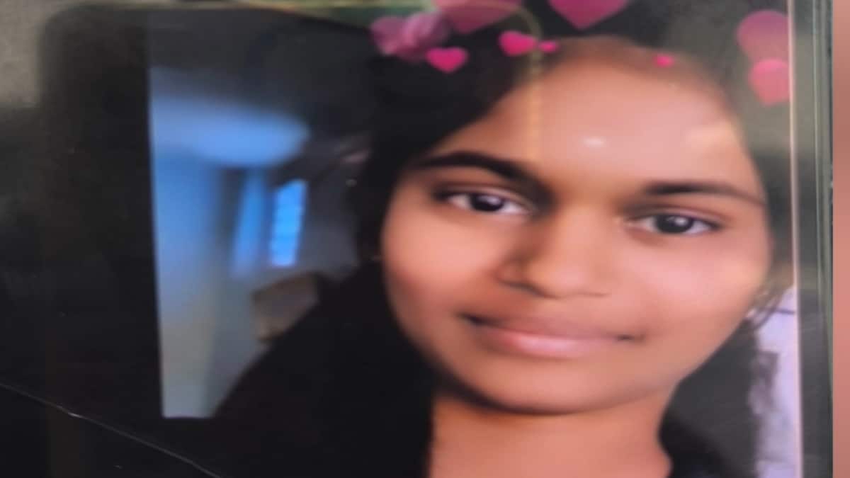 லாரியை முந்தி செல்ல நினைத்த மாணவன்.. தலையை நசுக்கிய டயர் - மாணவி பரிதாப மரணம்