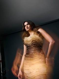 ऑफ शोल्डर शिमरी गाउन में पलक तिवारी ने बिखेरा हुस्न का जलवा, एक-एक तस्वीर पर अटल जाएगा आपका दिल