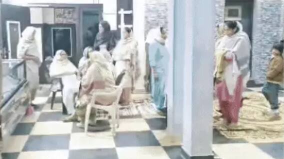 Punjab News: ਪੰਜਾਬ 'ਚ ਗੋਲੀਆਂ ਚੱਲਣ ਦਾ ਸਿਲਸਿਲਾ ਜਾਰੀ, ਹੁਣ ਦੁਕਾਨ ਮਾਲਕ 'ਤੇ ਹੋਈ ਫਾਇਰਿੰਗ: ਇੱਕ ਦੀ ਮੌਤ; ਇਲਾਕੇ 'ਚ ਫੈਲੀ ਦਹਿਸ਼ਤ...