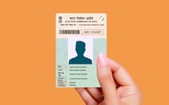 வாக்காளர் பட்டியல் ;ஆன்லைனில் விண்ணப்பிக்க முடியாமல் தவிக்கும் மக்கள் ; தேர்தல் ஆணையம் விளக்கம்