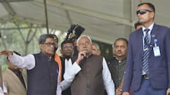 PHOTOS: शपथ ग्रहण की तैयारियों का नीतीश कुमार ने लिया जायजा, कई मंत्री भी रहे साथ, तस्वीरें देखिए