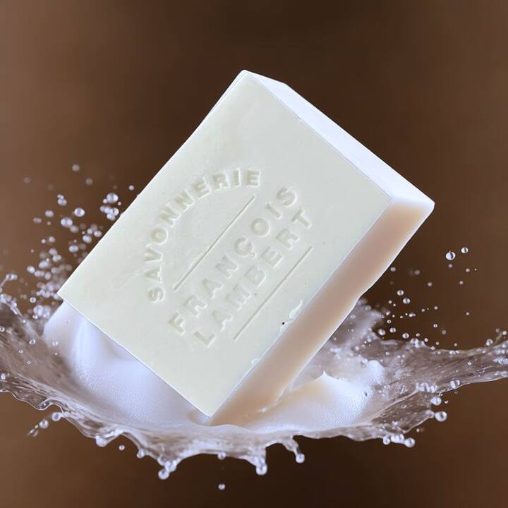 गाढविणीचे दूध त्वचेतील पेशी पुन्हा जिवंत करतं आणि त्वचेच्या समस्या दूर करतं. त्यामुळे त्वचा अधिक तजेलदार दिसते .