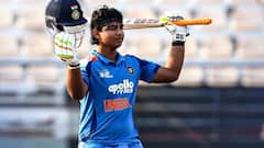 एशिया कप सेमीफाइनल में जाने के लिए भारत को 136 का आसान लक्ष्य, वैभव सूर्यवंशी से तूफानी पारी की उम्मीद