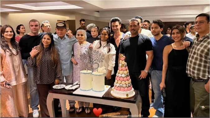In these pictures, Salman Khan was seen in black t-shirt. New mom i.e. Arbaaz's wife Shura Khan was also seen in a black shimmery top.