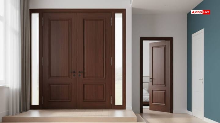 वास्तु मानता है कि बेडरूम का दरवाज़ा मुख्य प्रवेश-द्वार से बड़ा नहीं होना चाहिए. यह घर में ऊर्जा का प्रवाह संतुलित रखता है और परिवार में सामंजस्य बढ़ाता है. फर्नीचर के आसपास की जगह खाली रखें. बिखराव और अव्यवस्था नकारात्मक ऊर्जा आकर्षित करती है.