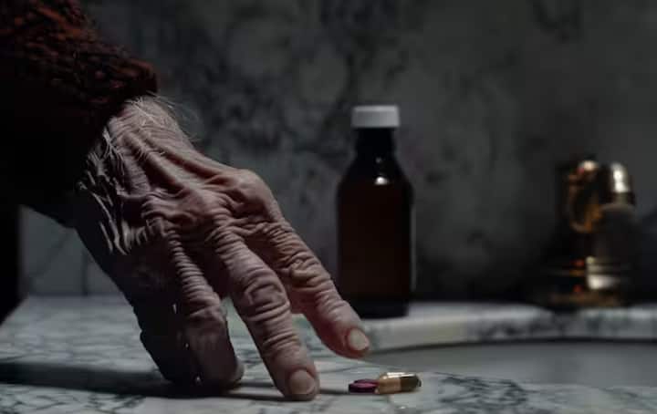 ਸਭ ਤੋਂ ਆਮ ਤਰੀਕਾ ਫਾਂਸੀ ਹੈ, ਜੋ ਕਿ ਅਜੇ ਵੀ ਏਸ਼ੀਆ ਅਤੇ ਅਫਰੀਕਾ ਦੇ ਕਈ ਦੇਸ਼ਾਂ ਵਿੱਚ ਕਾਨੂੰਨੀ ਤੌਰ 'ਤੇ ਲਾਗੂ ਹੈ। ਭਾਰਤ, ਪਾਕਿਸਤਾਨ, ਬੰਗਲਾਦੇਸ਼, ਈਰਾਨ, ਜਾਪਾਨ ਅਤੇ ਮਲੇਸ਼ੀਆ ਵਰਗੇ ਦੇਸ਼ਾਂ ਵਿੱਚ, ਫਾਂਸੀ ਸਜ਼ਾ ਦਾ ਸਭ ਤੋਂ ਆਮ ਰੂਪ ਬਣਿਆ ਹੋਇਆ ਹੈ।