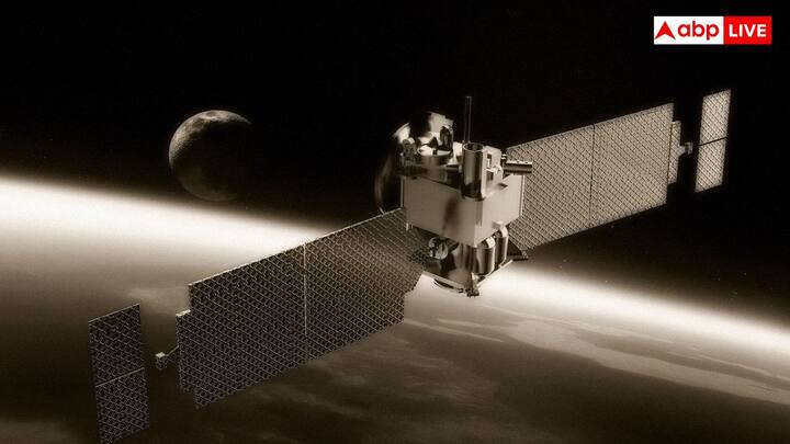 जंग को ऑक्सीजन के साथ-साथ पानी की भी जरूरत होती है. हवा में नमी भी पृथ्वी पर चीजों को जंग लगा सकती है. अंतरिक्ष में कोई नमी नहीं होती.