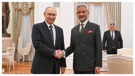 Jaishankar Meets Putin In Moscow, Briefs Him On Next Month’s India-Russia Summit