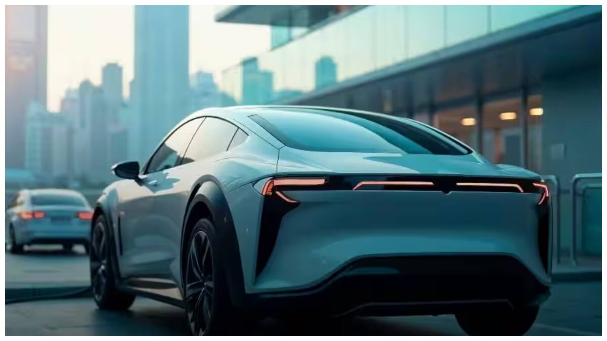 Hybrid Cars Mileage : హైబ్రిడ్ కార్లు పెట్రోల్-డీజిల్ కంటే ఎక్కువ మైలేజ్ ఎలా ఇస్తాయి? మీరు ఆశ్చర్యపోయే విషయాలు ఇవి!