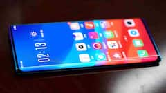 Curved Screen Phone: दिखता है लग्जरी पर क्या वाकई है फायदेमंद? खरीदने से पहले जानें फायदे और नुकसान