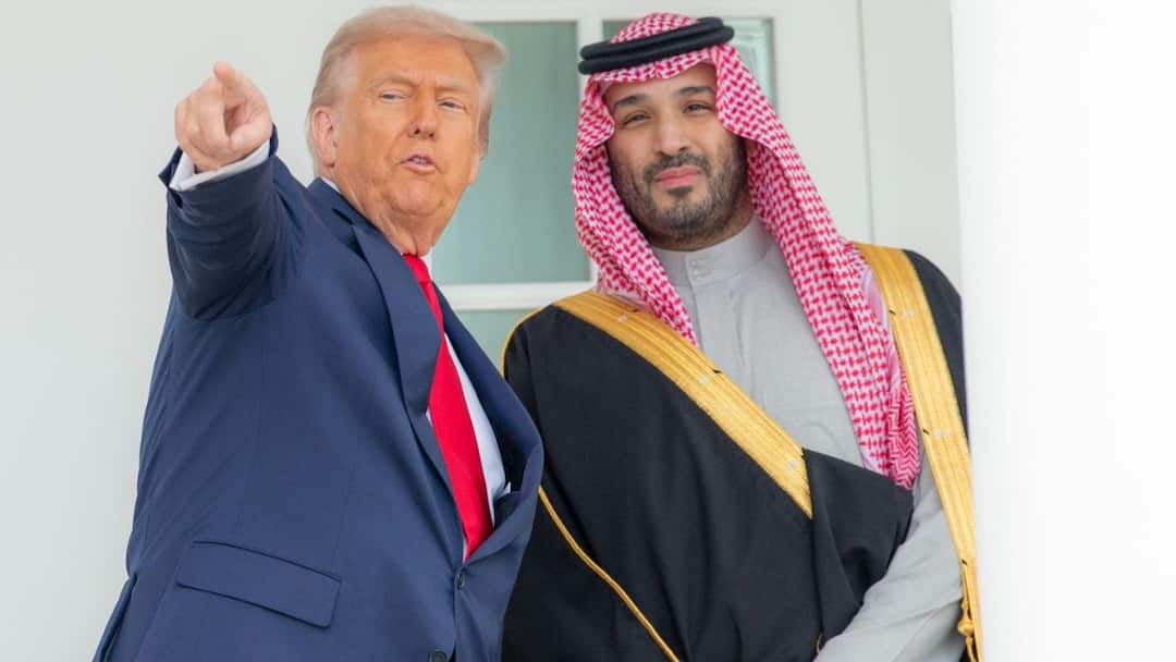 <div>'Don't Embarrass Him': Trump Snaps At Reporter After Saudi Crown Prince Questioned</div>
