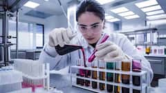 શું હવે 150 વર્ષ સુધી જીવી શકશે માણસો? ચીનની આ નવી દવાને લઈ વિશ્વભરના વૈજ્ઞાનિકો ચોંક્યા, મચ્યો હંગામો